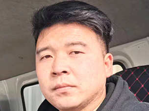 王騫:江鈴凱威,快遞運(yùn)輸?shù)淖罴雅臋n