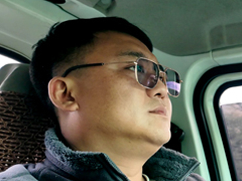 張?zhí)烨纾杭冸妱游锪鬈嚕揖瓦x開瑞S卡