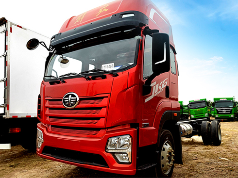 細節(jié)決定成敗 解放青汽JK6實拍解析