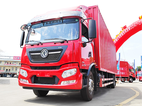 定制化新品,東風(fēng)天錦KR 9米60方城際載貨運(yùn)輸車實(shí)拍解析